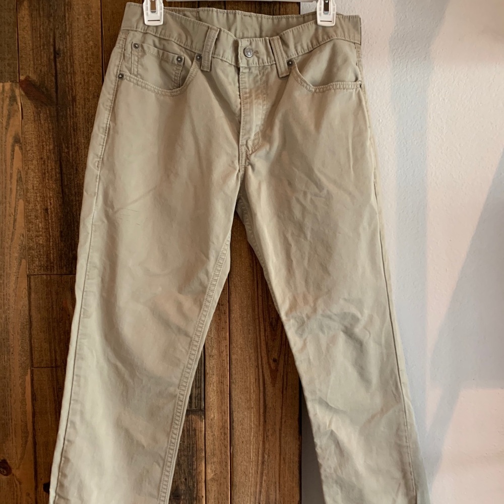 Levi’s pants